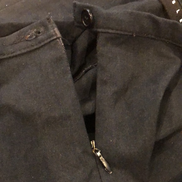 Ash black pants, casual work, zipper on the side with button. Wide leg no flare. - Picture 7 of 8